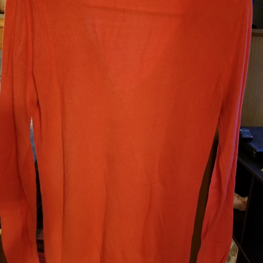Sweater - Picture 3 of 3